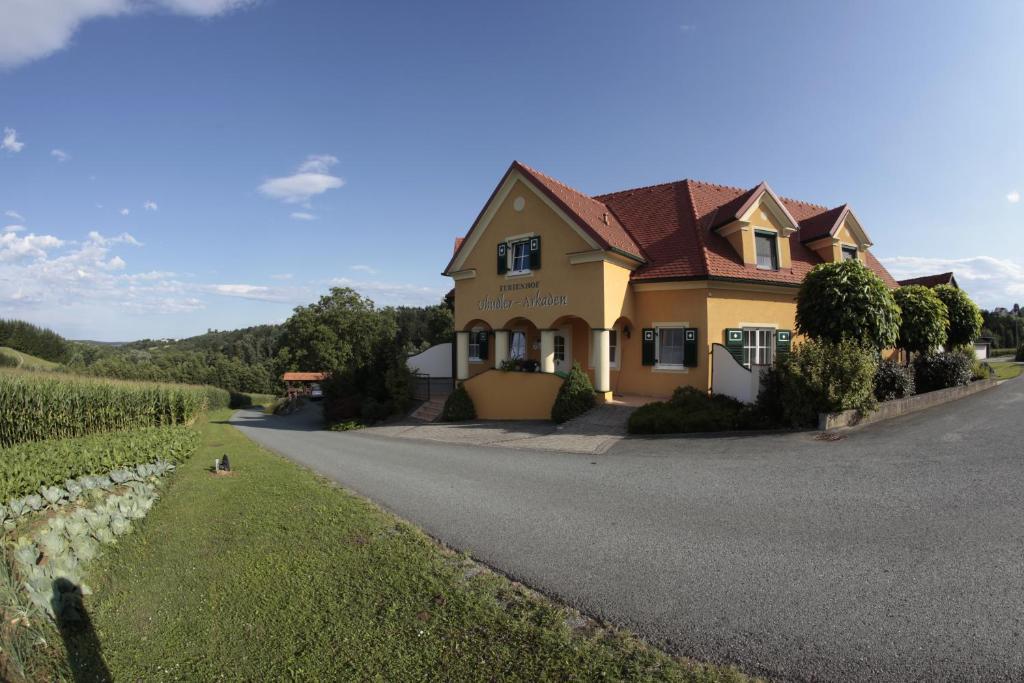 Uhudler-arkaden Stegersbach